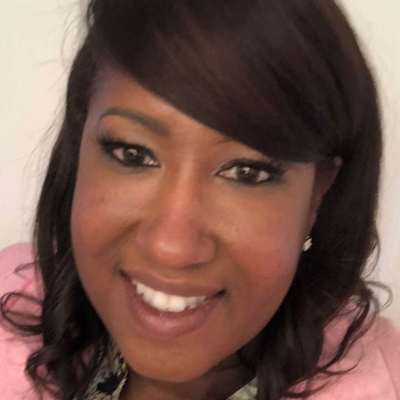 Meet your Posher, Janeen - Picture 1 of 1